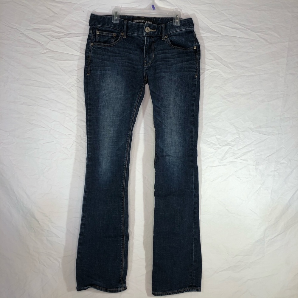 EUC- Express Stella low. Rise Barely boot 4R